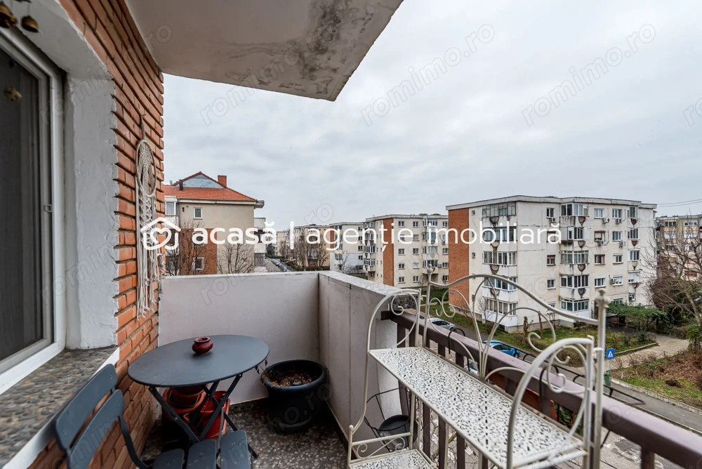 Apartament 3 camere,3 balcoane, lângă Malul Mureșului