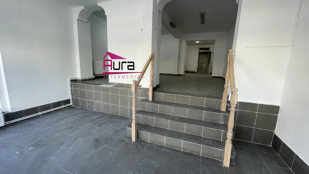 Inchiriez spatiu comercial zona Str.Isaccei