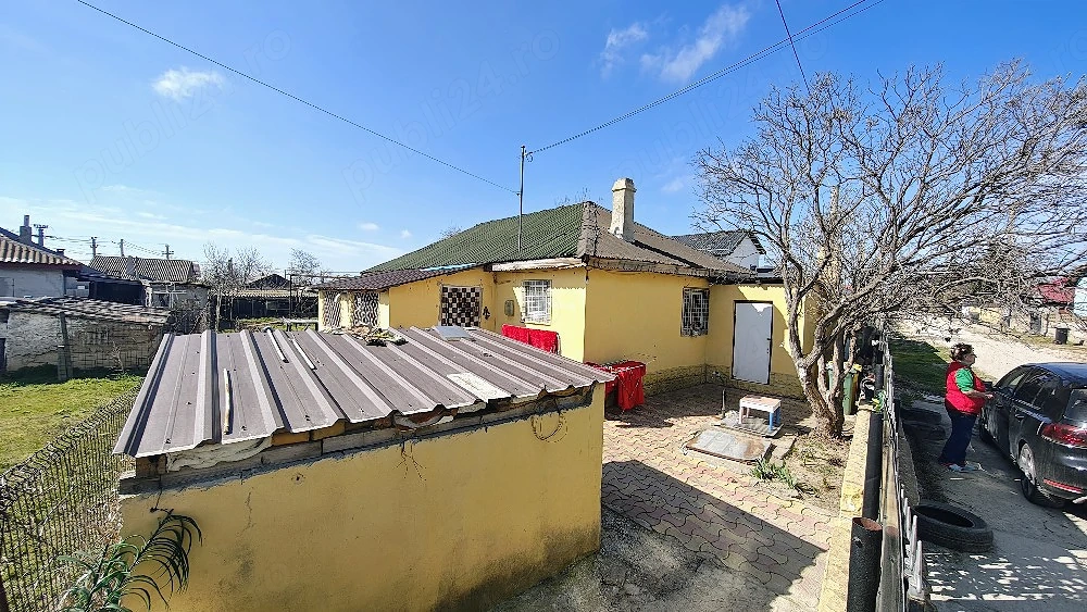 Casă de vanzare comuna Corbu 