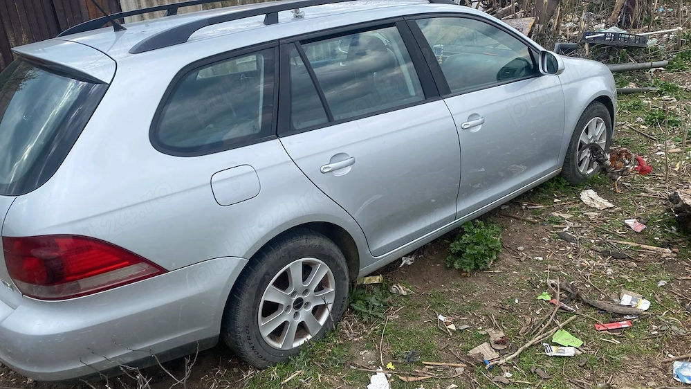 Volkswagen Golf 5 break 3000 lei (600 )