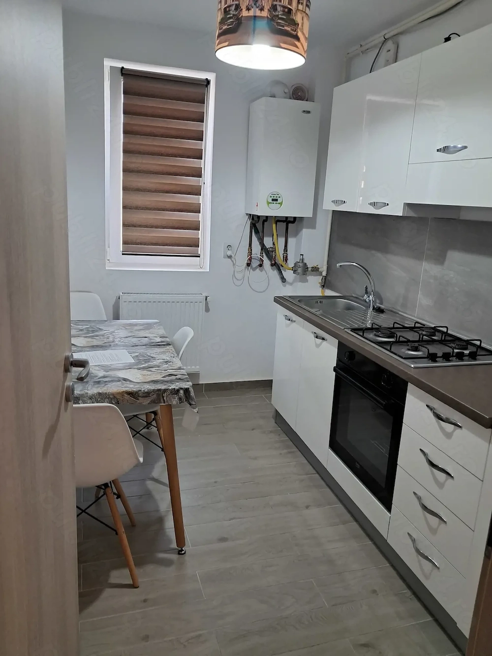 Inchiriez apartament cu o camera