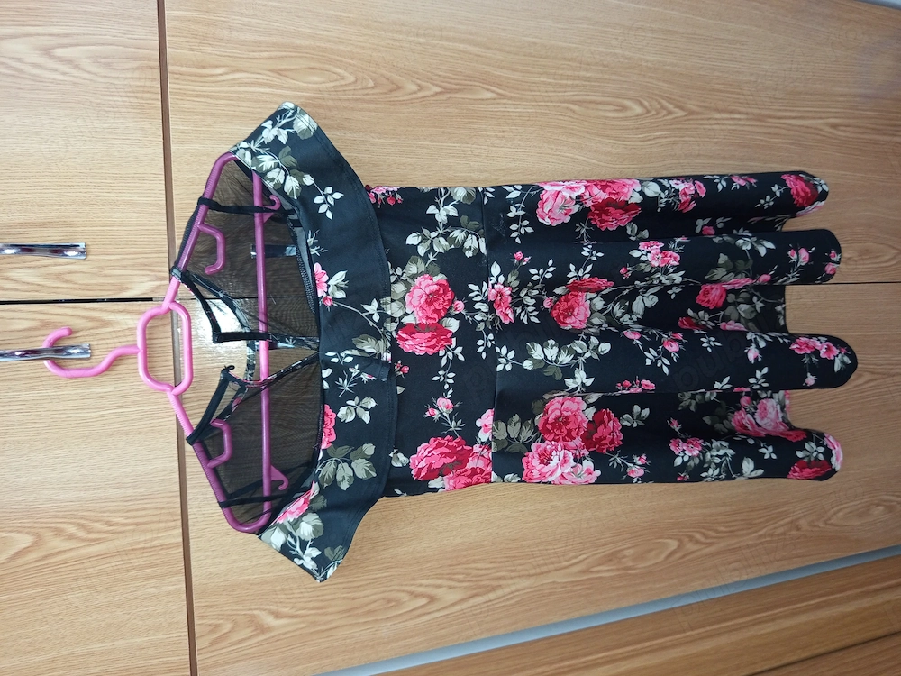 Vând rochie fetițe 