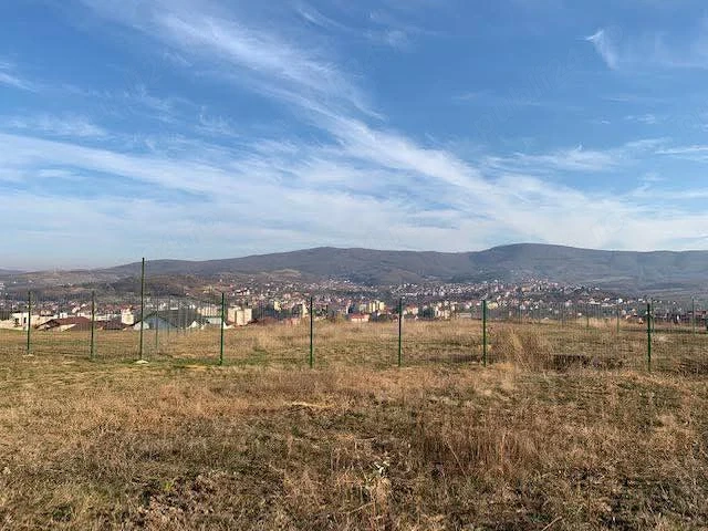 Vand teren zona Gradina Poporului Zalau