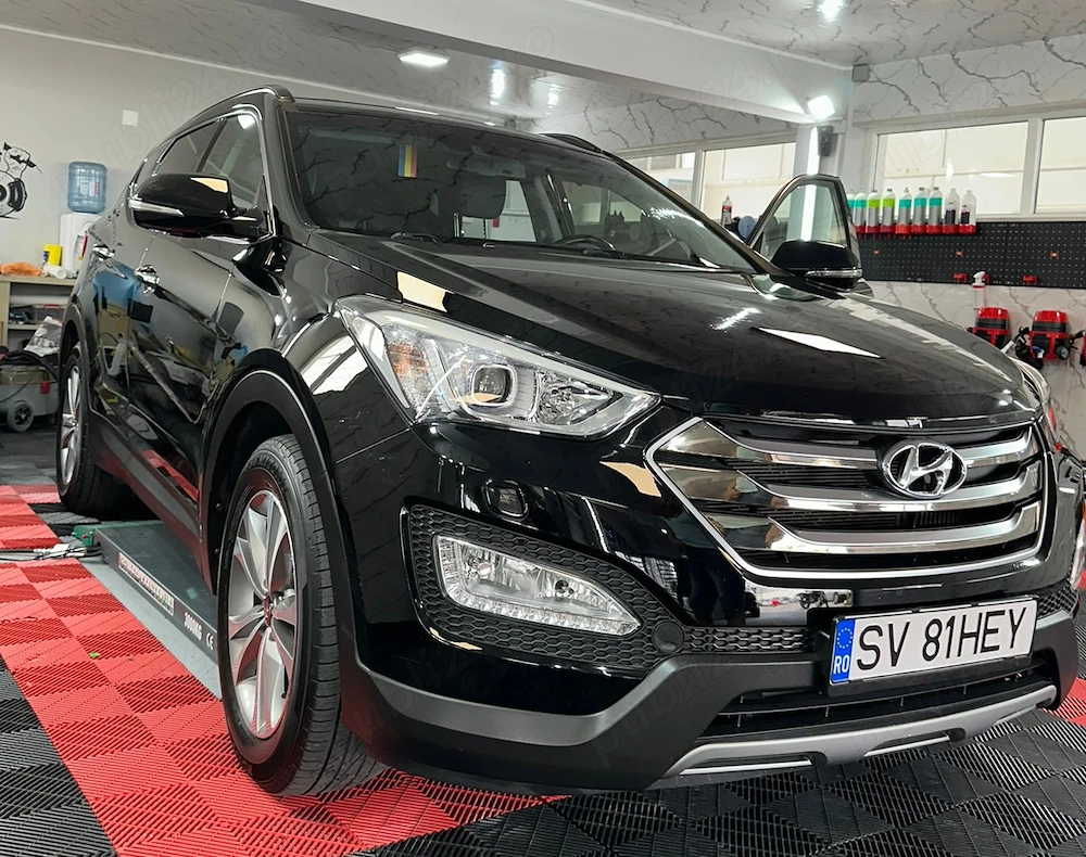 Hyundai Santa Fe, Pachet Luxury Pack+, 4x4, cutie automată 