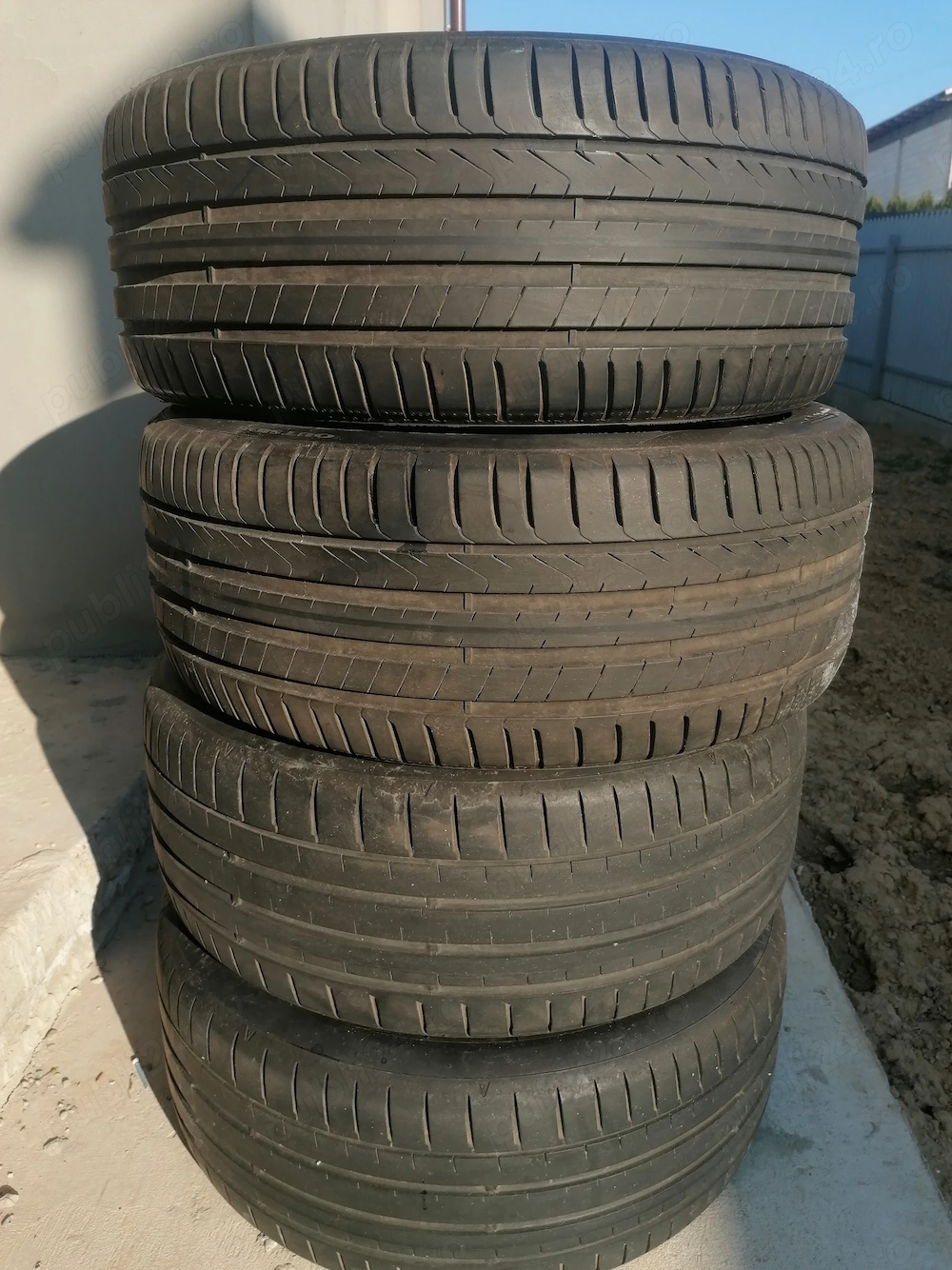 Vând anvelope vara 225 /45r17 91y