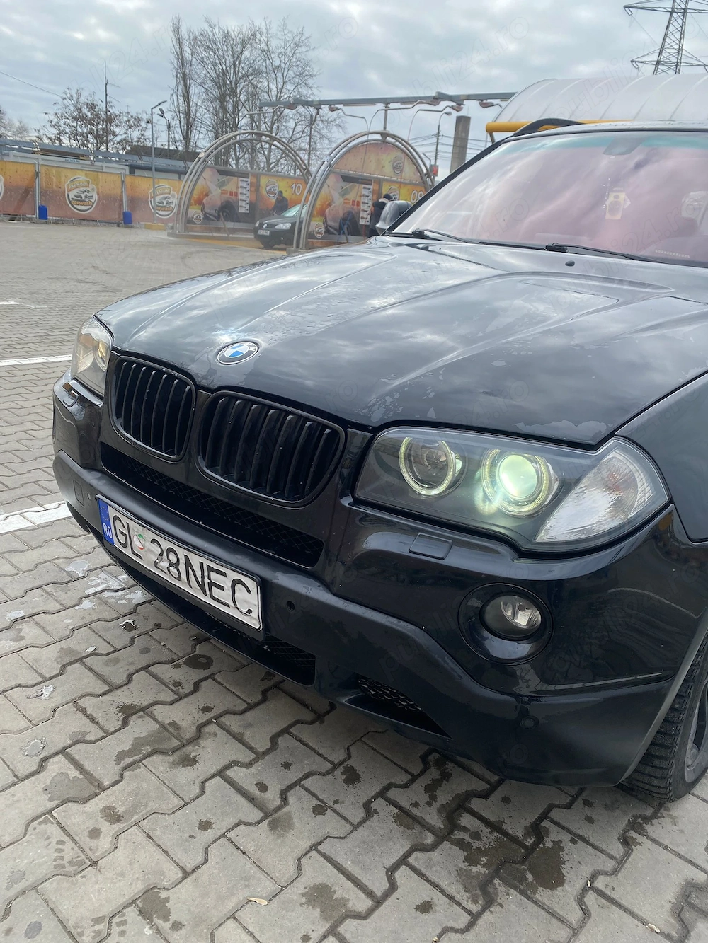 Vând BMW x3 e83