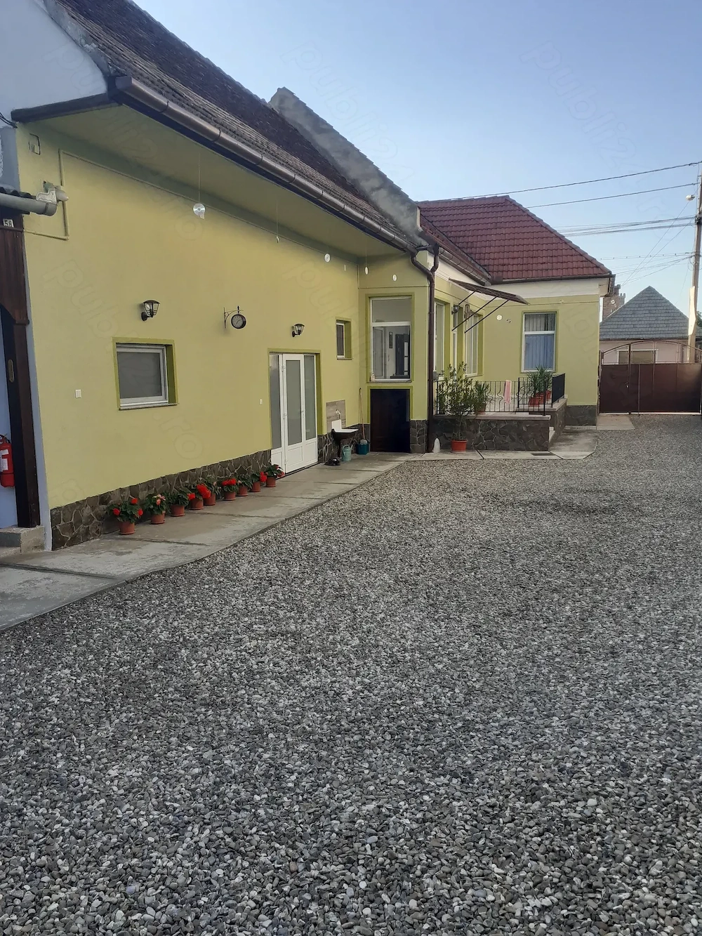 Ultracentral! Casă cu Teren generos,  zona PENNY, Săcele - Brașov