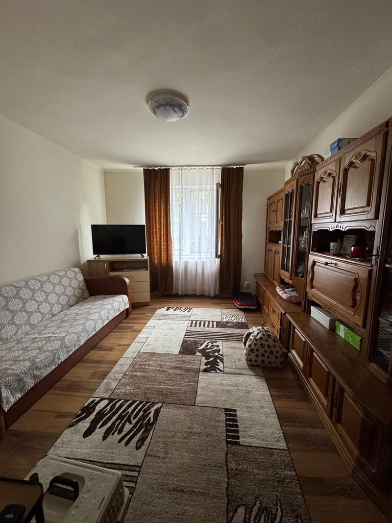 cv 199  Cartier Sasar, Zona RFN ap 2 camere decomandate , etaj I 