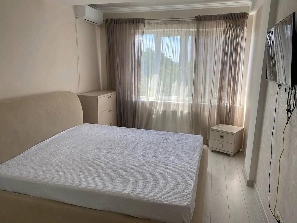 Garsoniera de inchiriat in zona Tineretului cu centrala proprie