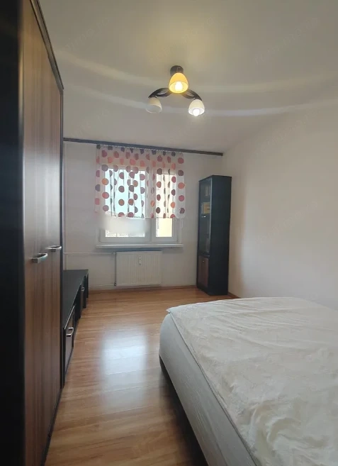 Inchiriez o garsoniera in sector 5, zona Sebastian