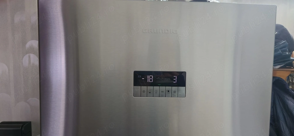 Vand Combina Frigorifica GRUNDIG, K70520NE, class SN-T.