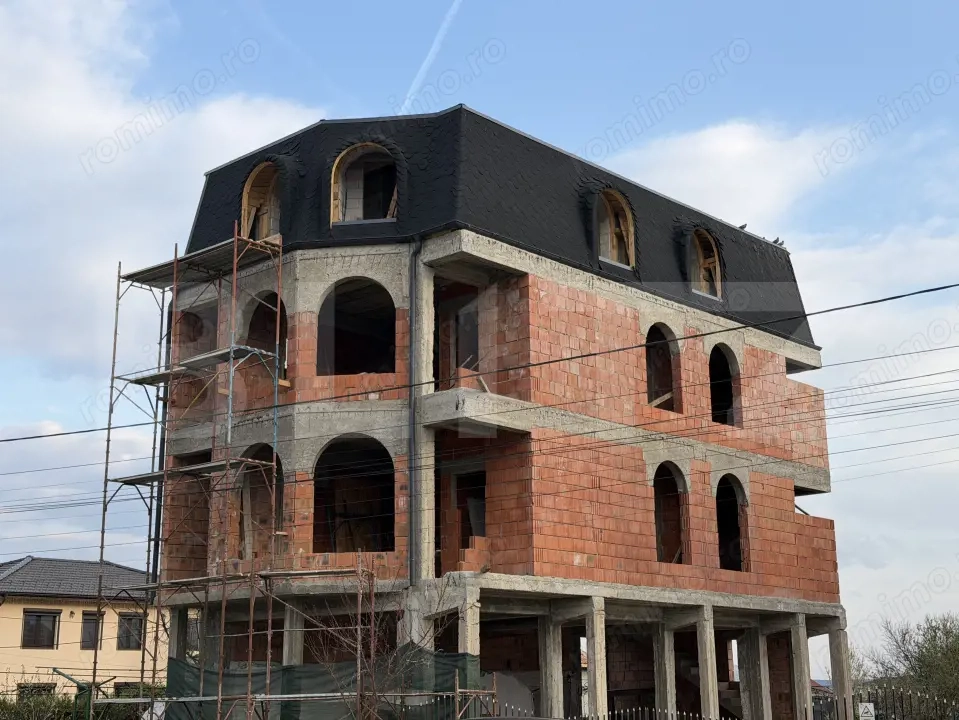 Imobil la roșu 400 mp, ideal pensiune, zona Dragoieni 