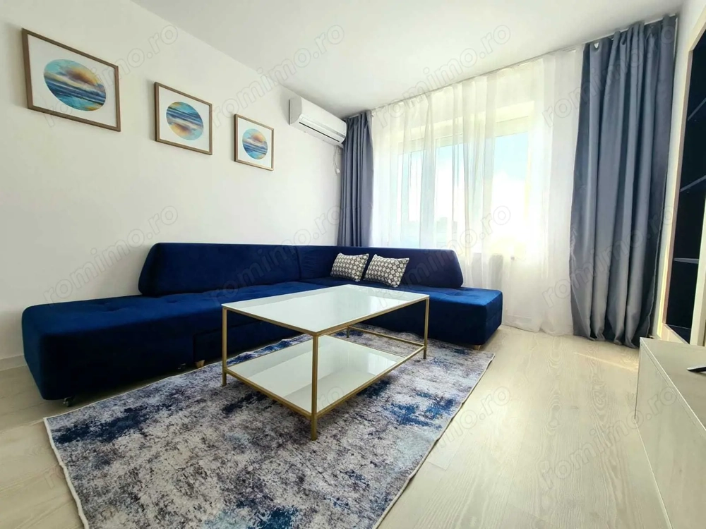 Lux linga Mall 3 camere decomandat cu centrala proprie