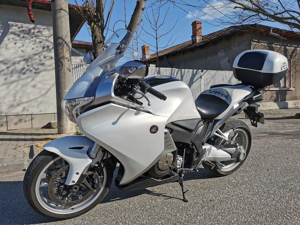 Honda VFR1200 F