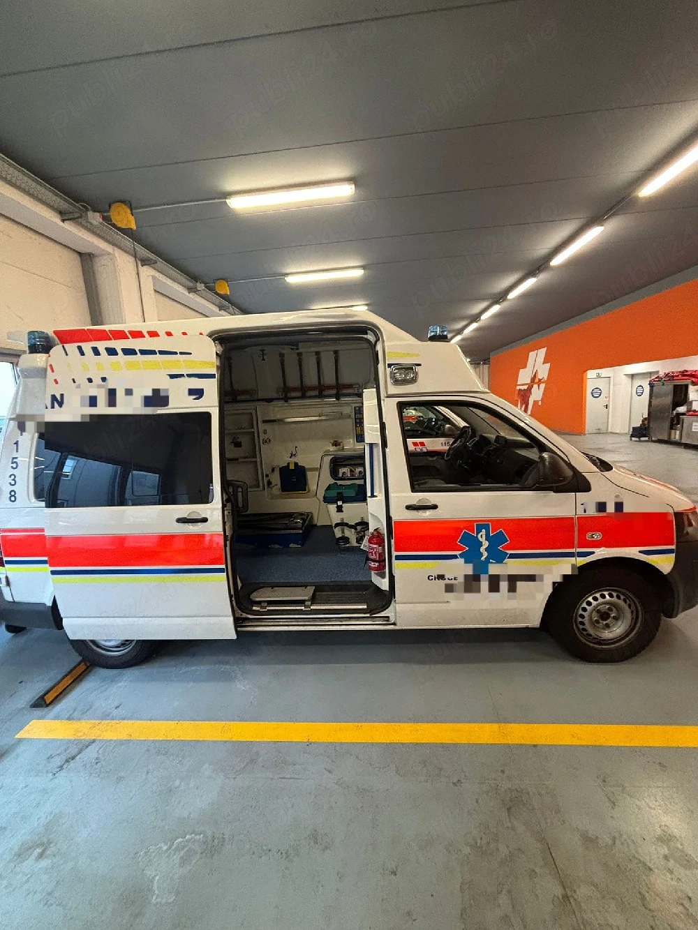 VW T5 Ambulanță echipata complet