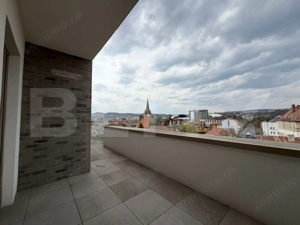 Apartament cu 3 camere, 2 bai, 88 mp, terasa 30 mp, Parcul Central