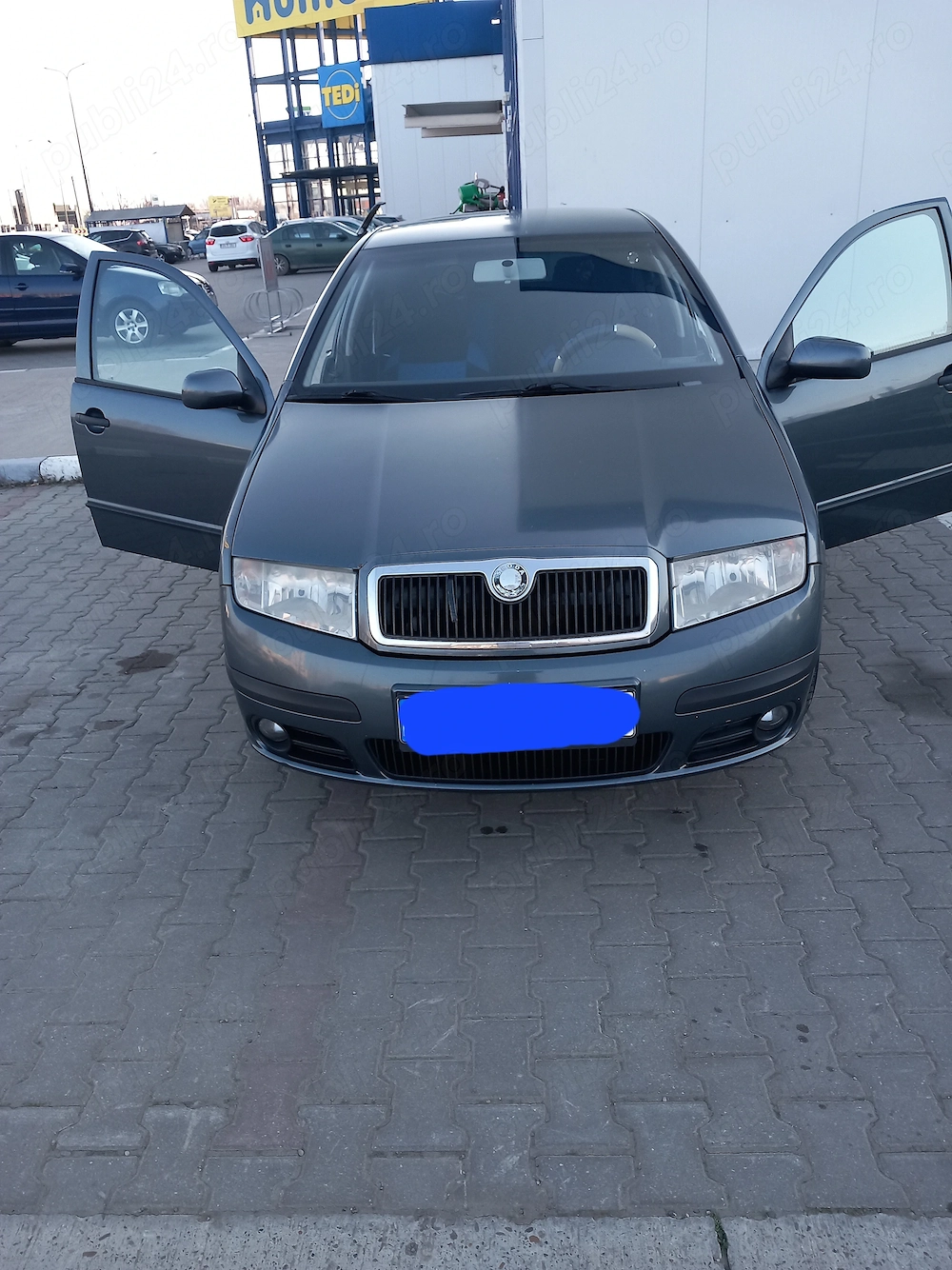 Vând skoda fabia 