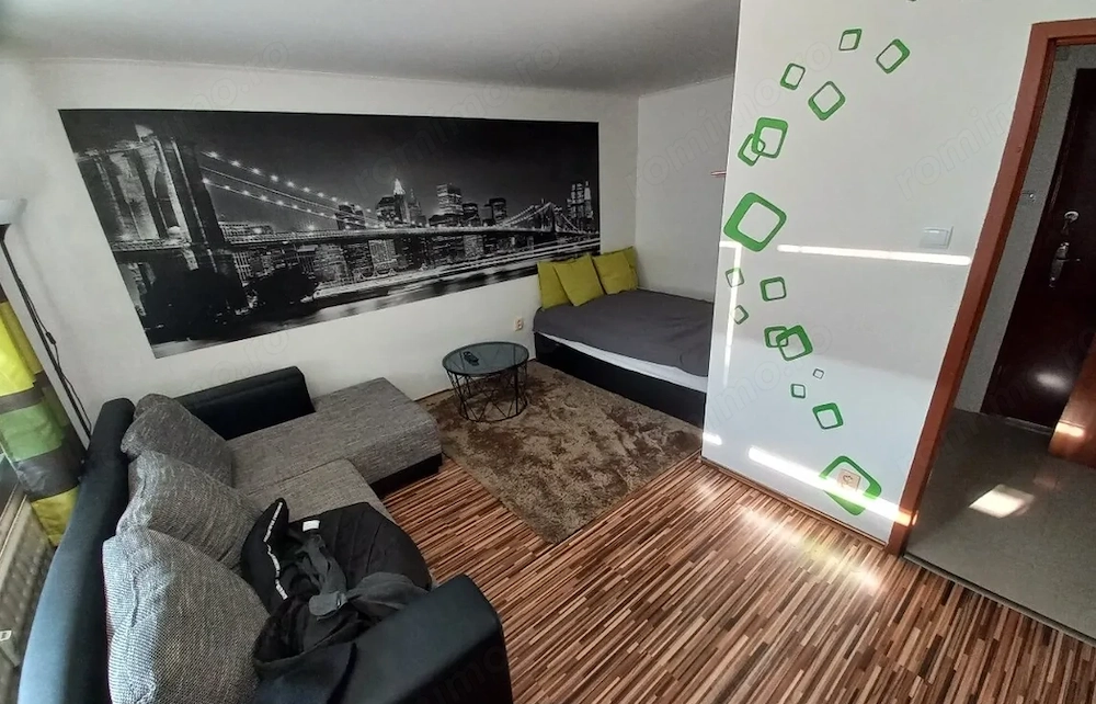 Garsoniera de inchiriat zona Tractorul 