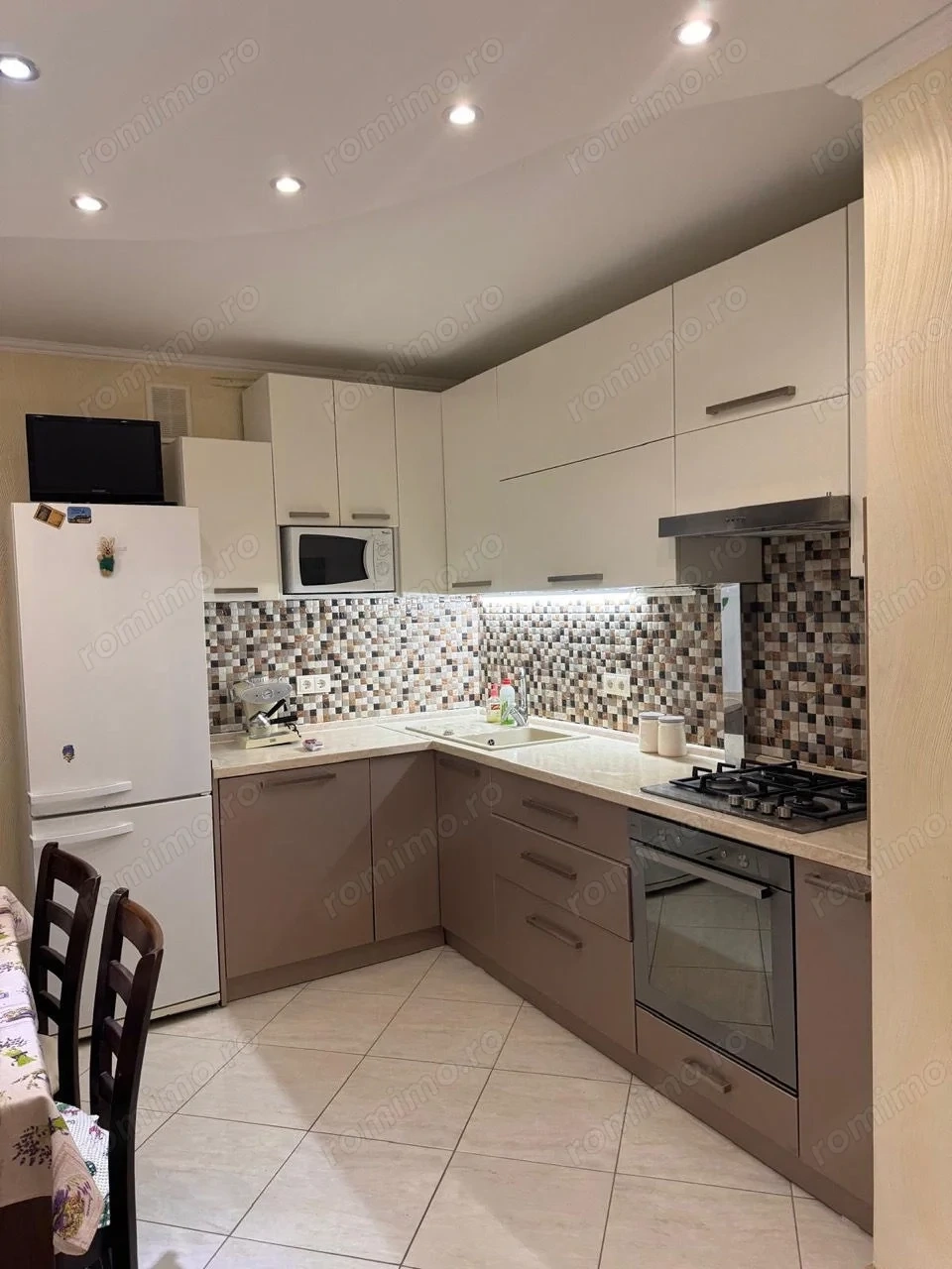 Apartament 3 camere zona Lujerului 