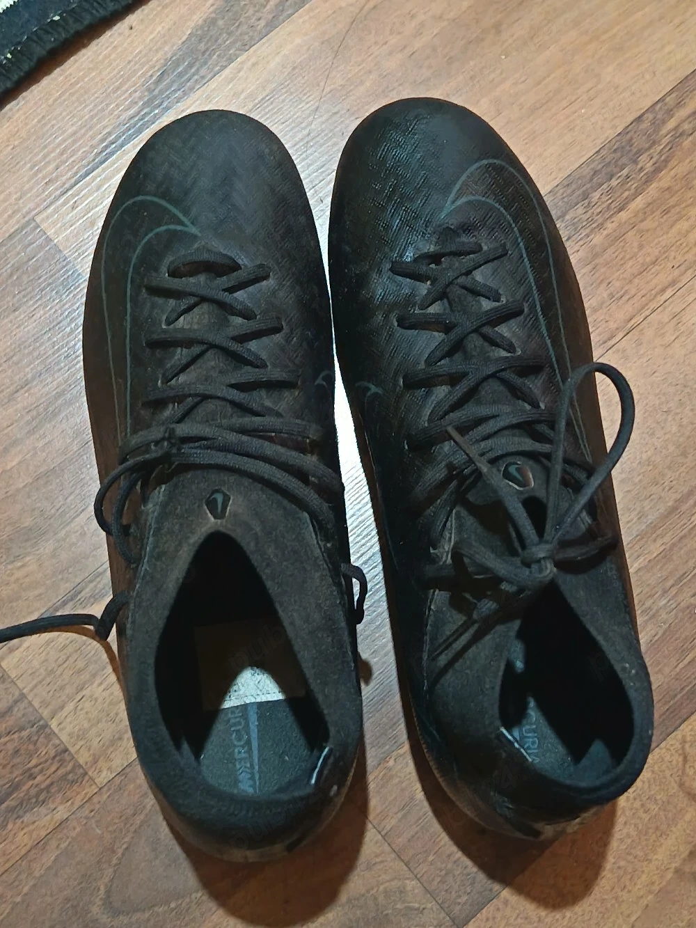 Crampoane de fotbal Nike mărimea 40.