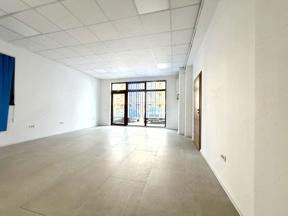 SAD - Dumbravita, spatiu comercial de inchiriat - zona centrala