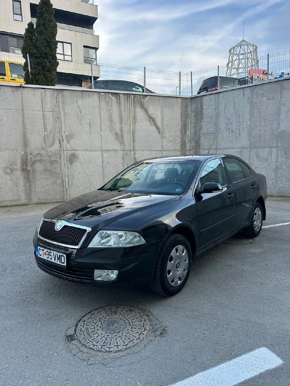 Vand Skoda octavia 2 1.6 mpi an fab 2008 pret negociabil 