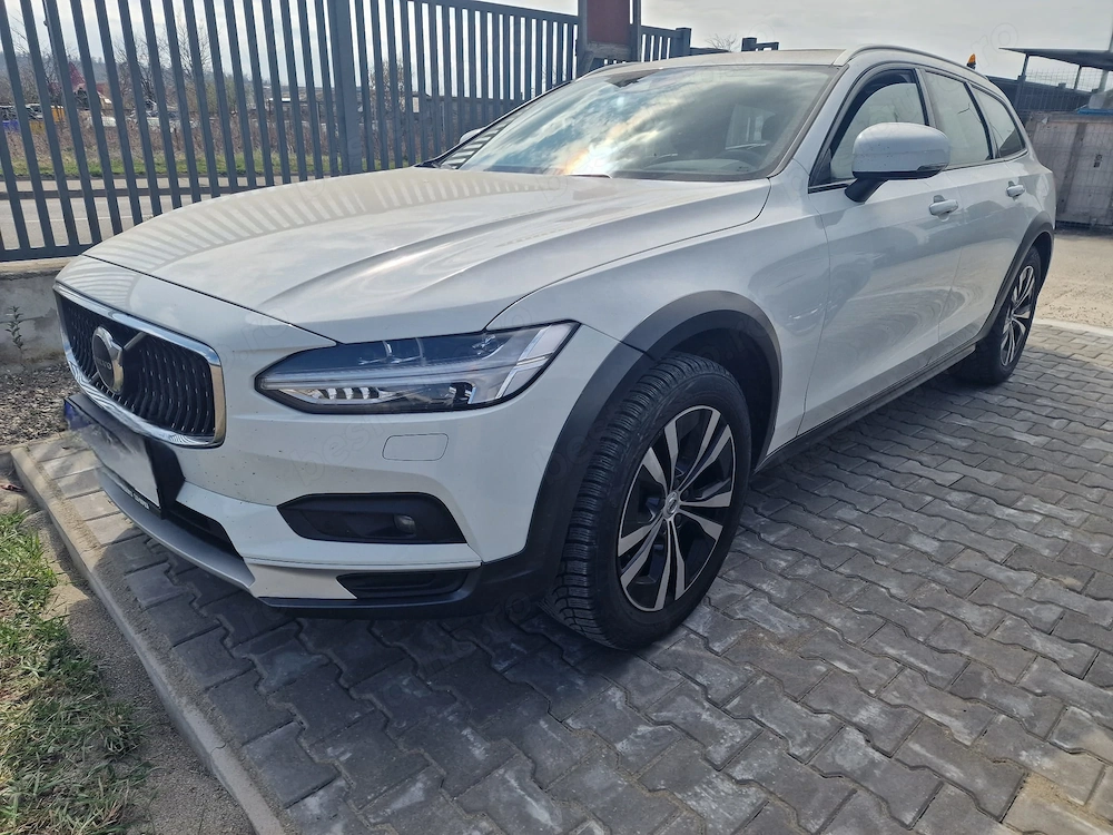 Volvo V90 Cross Country B5 4x4