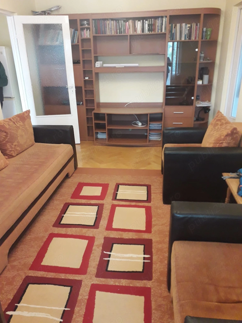 Inchiriez ap.2 camere zona Gara cu CT proprie