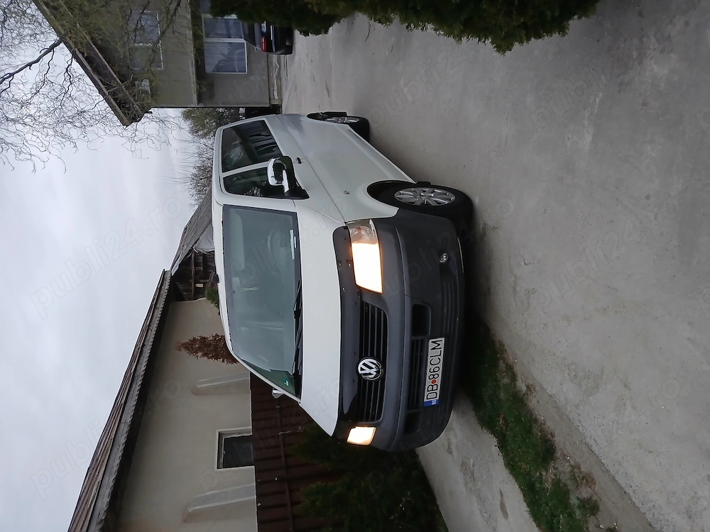 Vând transporter T5