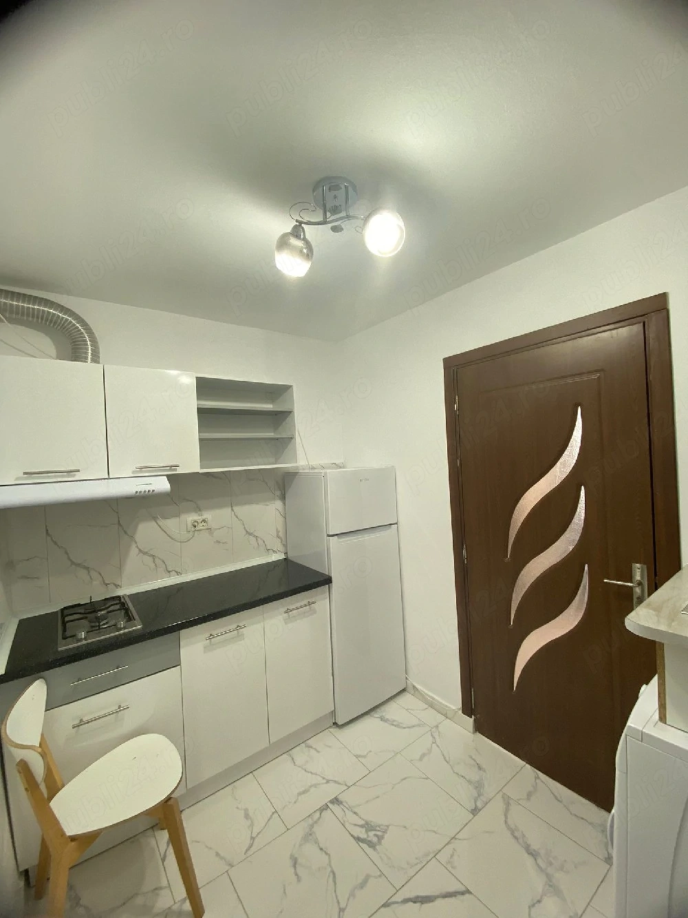 inchiriez garsoniera