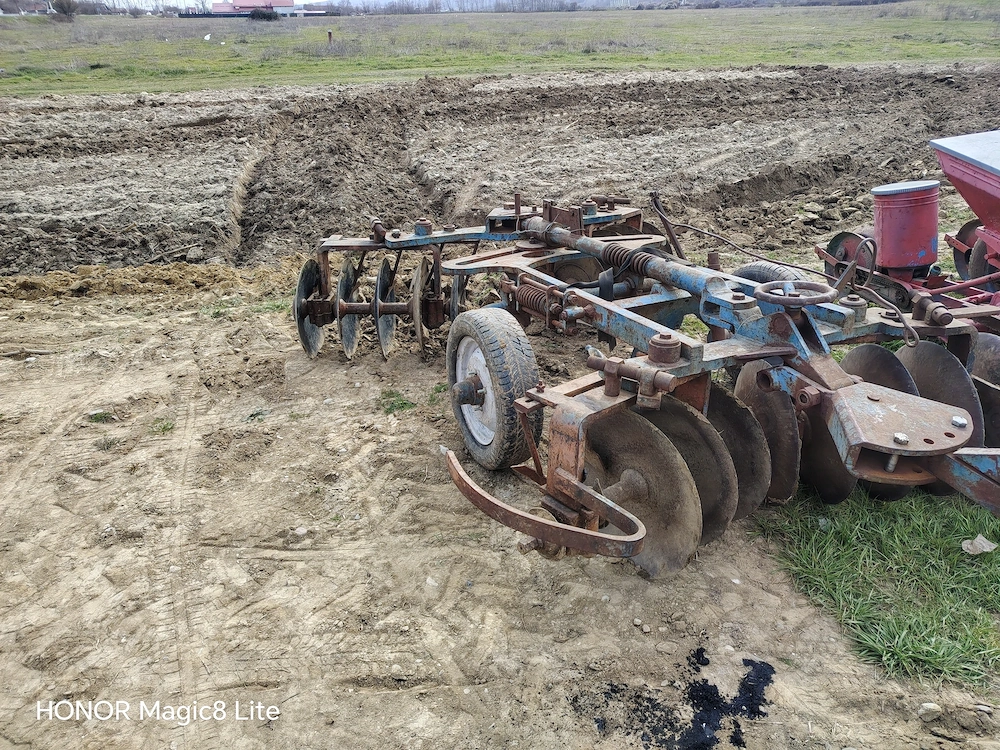 Disc agricol pentru tractoare de 45 cp