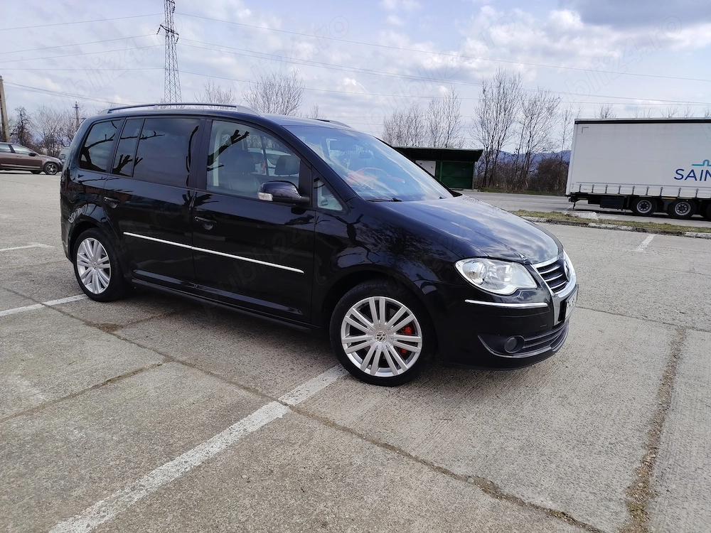 Vând Vw Touran DSG 2008