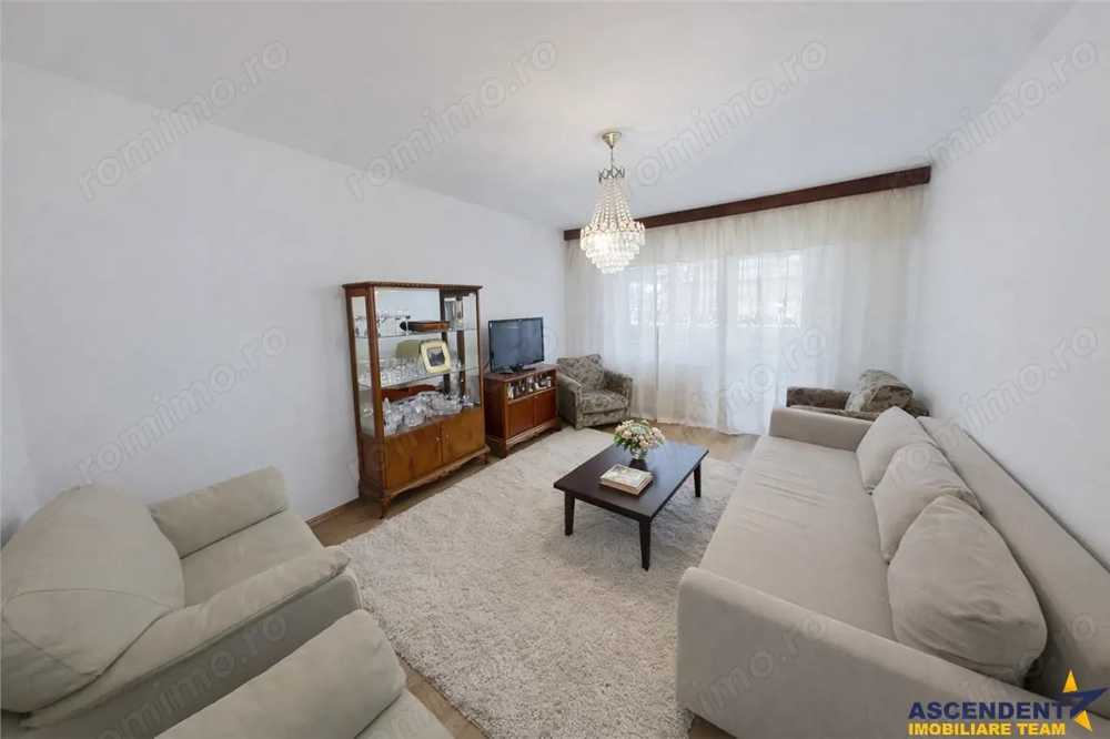 Panorama superba, 4 camere, 2 bai, 2 balcoane, Racadau, Brasov