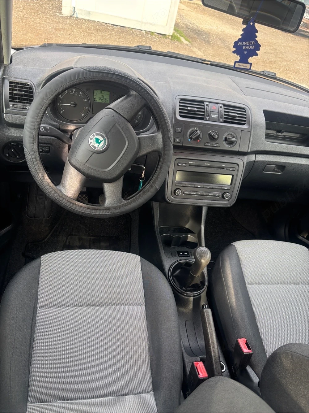 Skoda Fabia-2012-benzina