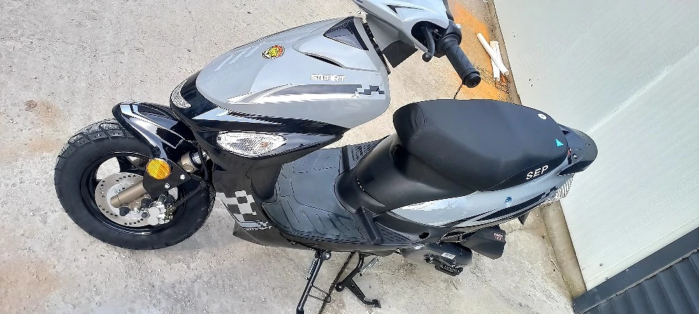 scuter benzina fără permis 