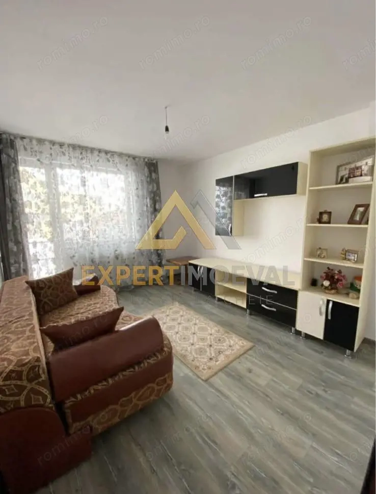 Apartament de vanzare 2 camere Marasesti, parter