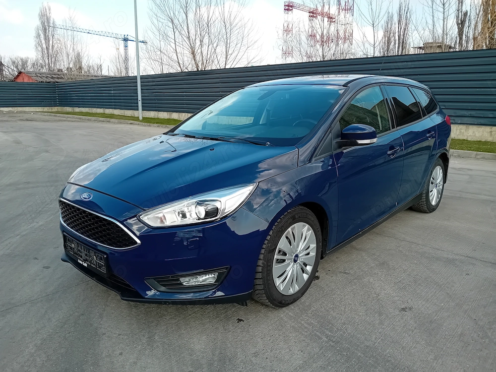 Ford Focus 1.0 Benzina, Klima, Scaune Incalzite, Anvelope NOI, Unic Propietar