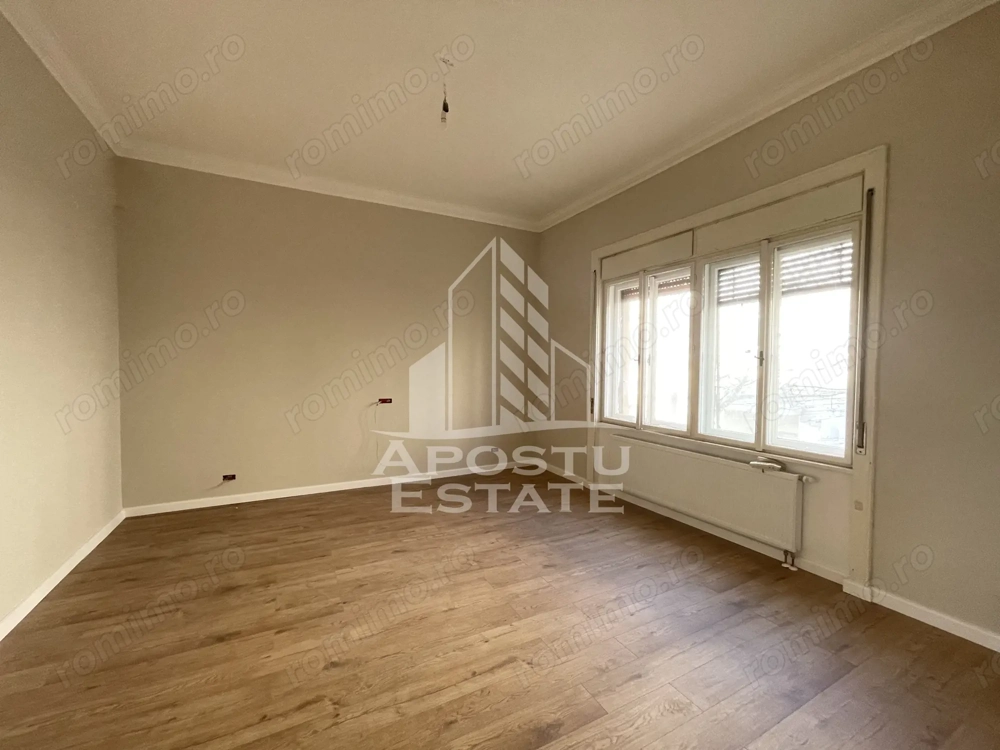 Apartament de inchiriat pentru birouri, 102 mp, Piata Maria Timisoara