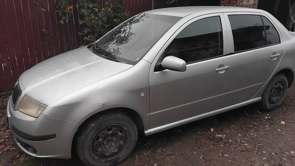 Vând Skoda Fabia 1,4 ,2006, unic proprietar, stare foarte buna anvelope de iarna si vara pe  jante