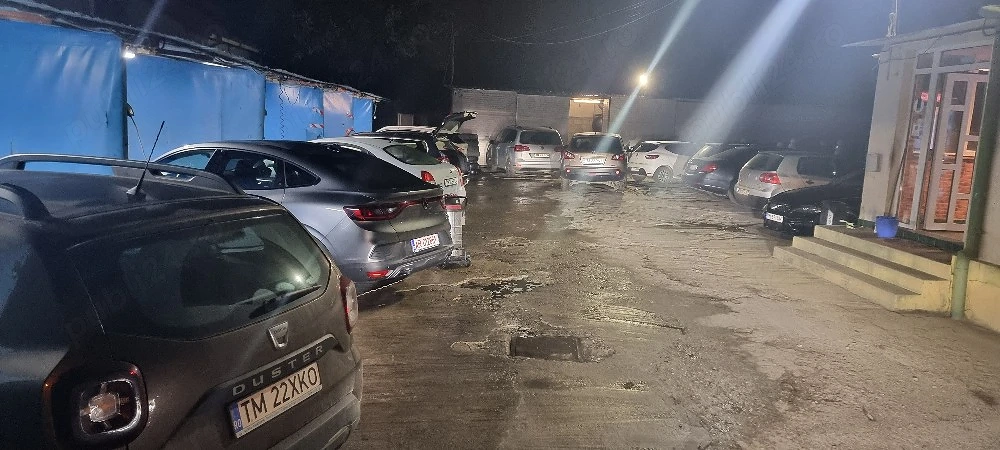 caut spălător auto            