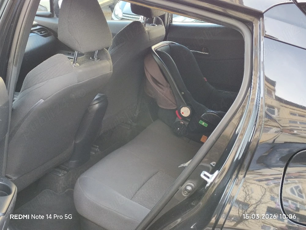 Toyota ch-r 2019 hybrid