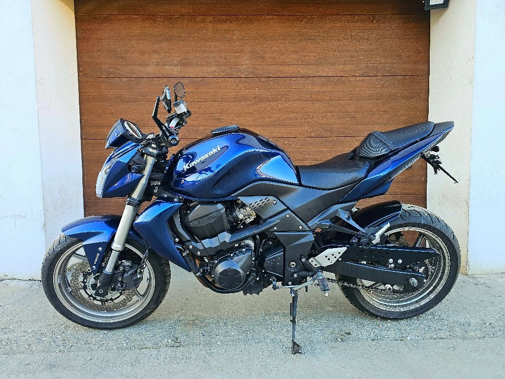 Kawasaki Z750 cu ABS, evacuare iXIL 