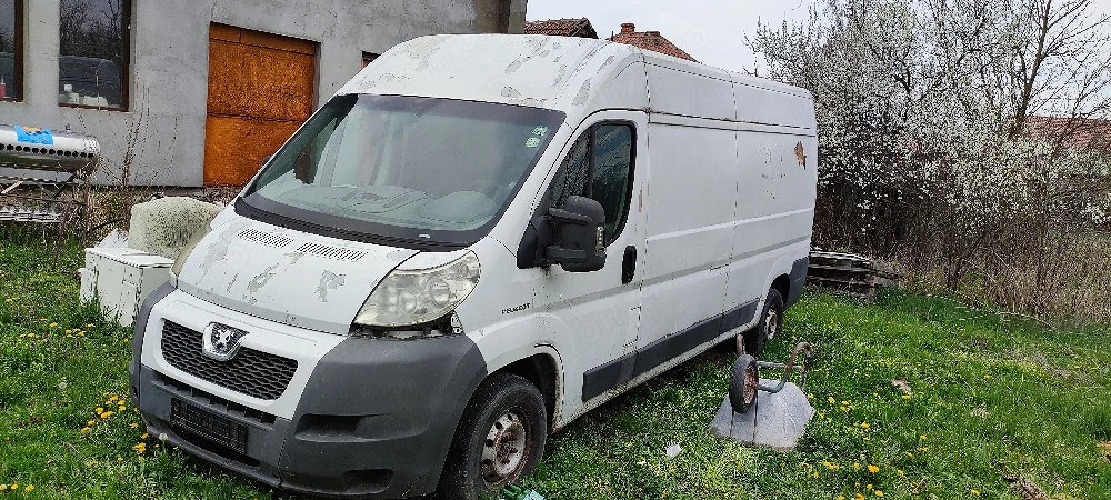 Dezmembrez peugeot boxer
