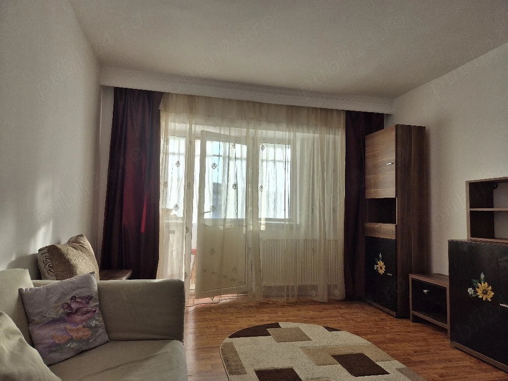 Vindem apartament 3 camere decomandat, Iasi, Dacia