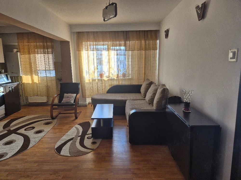Vindem apartament 3 camere decomandat, Iasi, Dacia