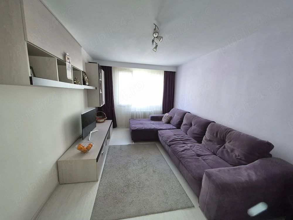 Apartamnet cu 3 camere - Titan