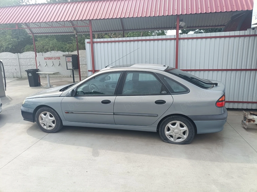 Laguna 1 benzină automat 