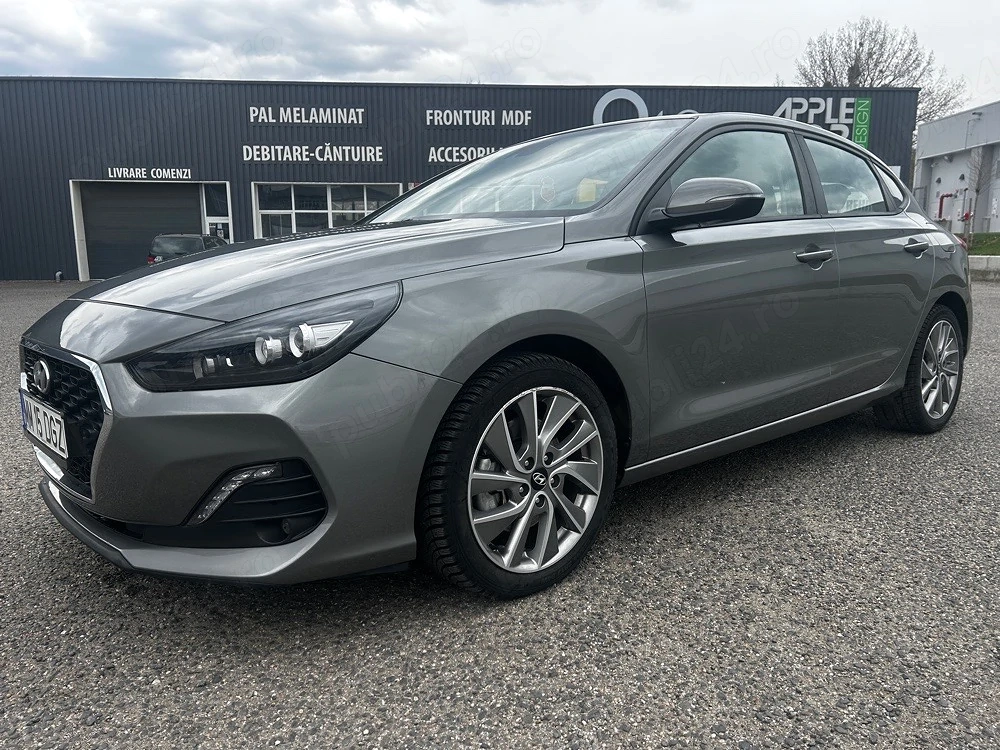 Hyundai i30 motorizare 1.0tgdi - benzina Fastback
