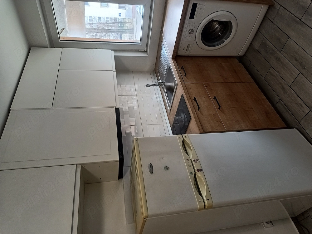 Proprietar închiriez garsonieră 