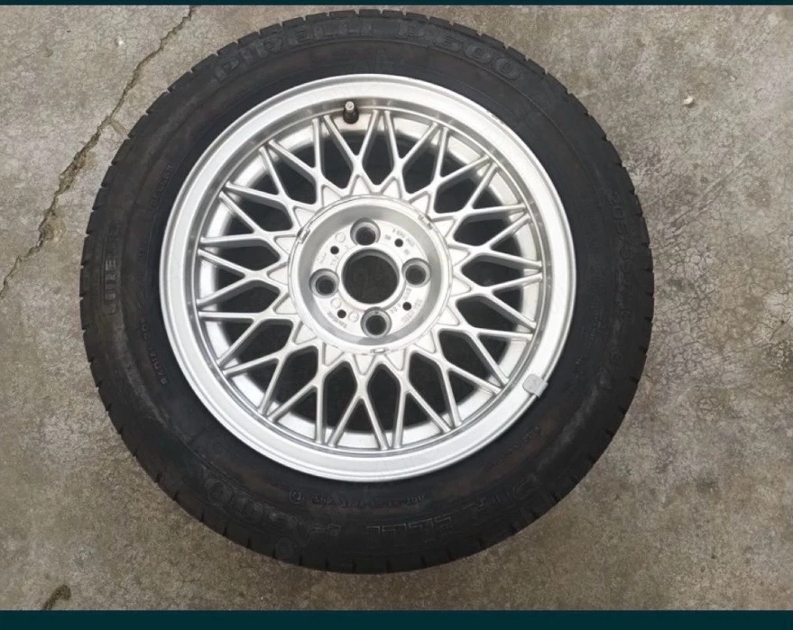 Janta Bmw 15 e30 BBS